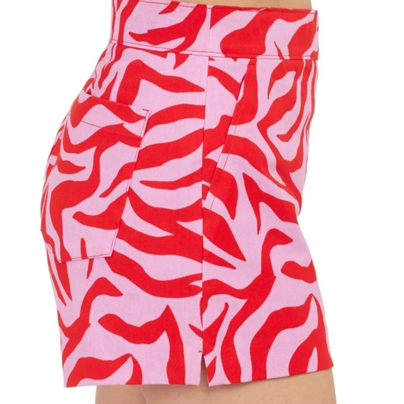 SPANX High Waist Zebra Print Shorts - Red and Pink NWT Size Large - Picture 8 of 9